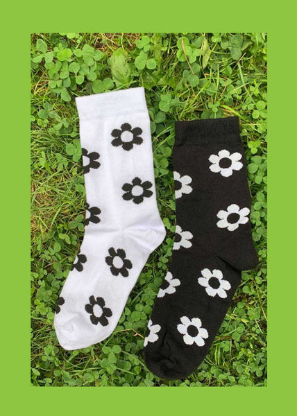 Blakc and white flower socks with white and black flower socks